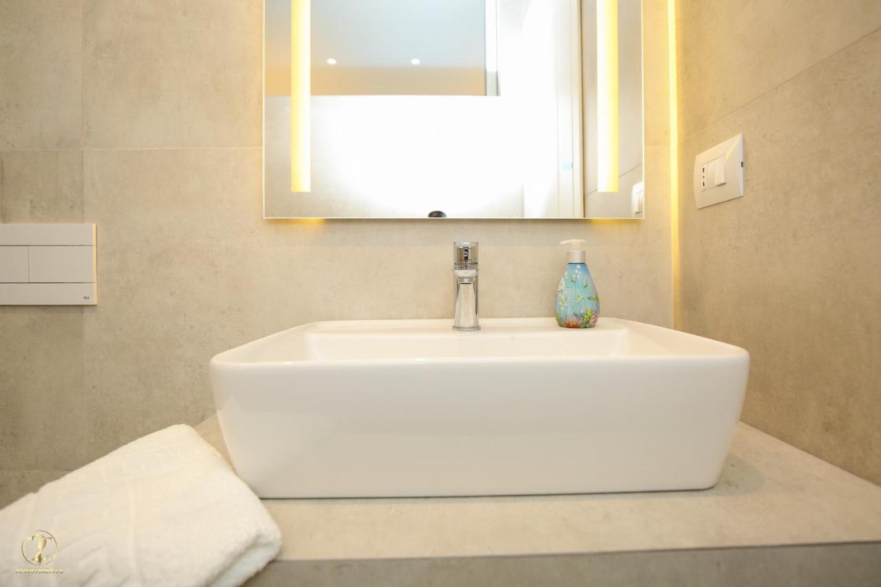 T2 City Apartments Vlorë Εξωτερικό φωτογραφία