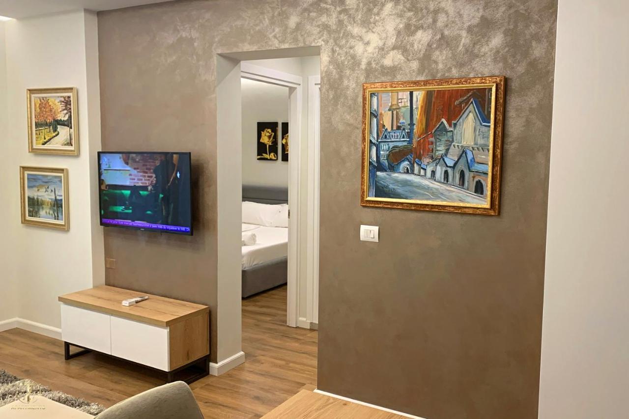 T2 City Apartments Vlorë Εξωτερικό φωτογραφία