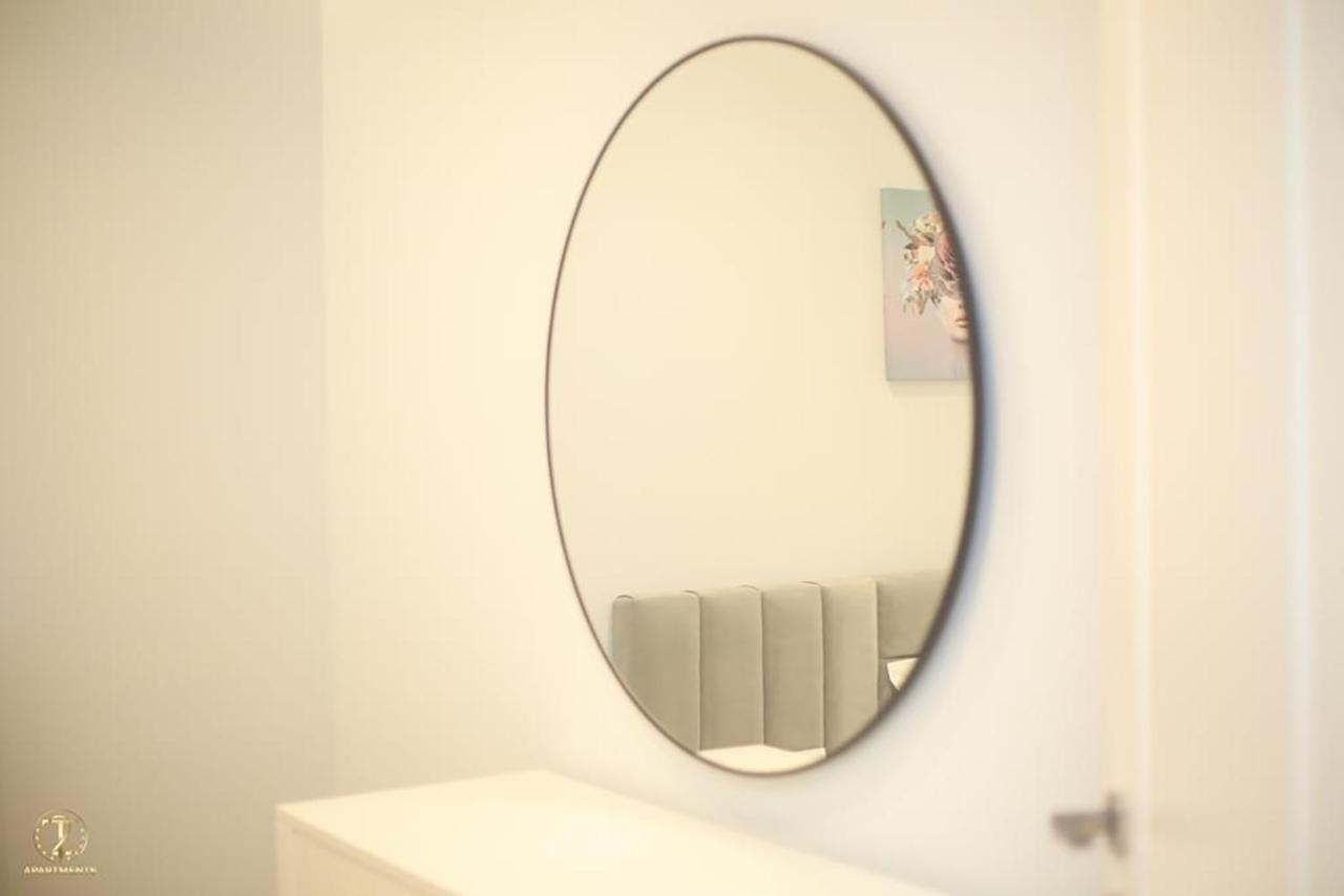 T2 City Apartments Vlorë Εξωτερικό φωτογραφία
