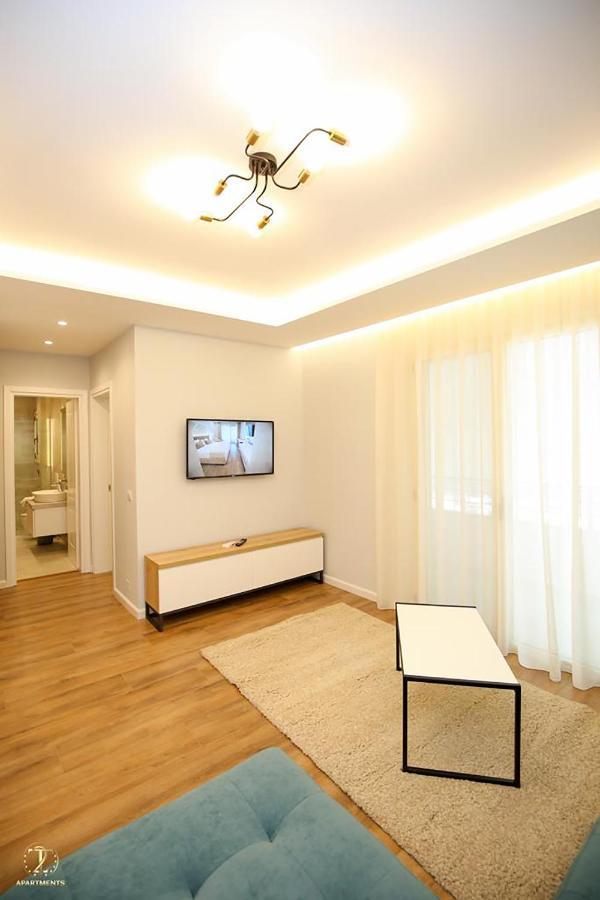 T2 City Apartments Vlorë Εξωτερικό φωτογραφία